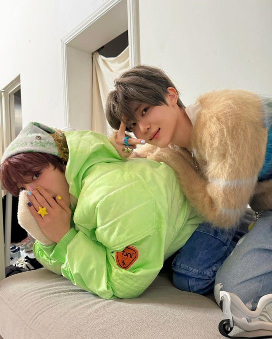 daeyoungdayday's tweet photo. 진짜 이때를 제일 좋아함 https://t.co/TaCw95wZK0