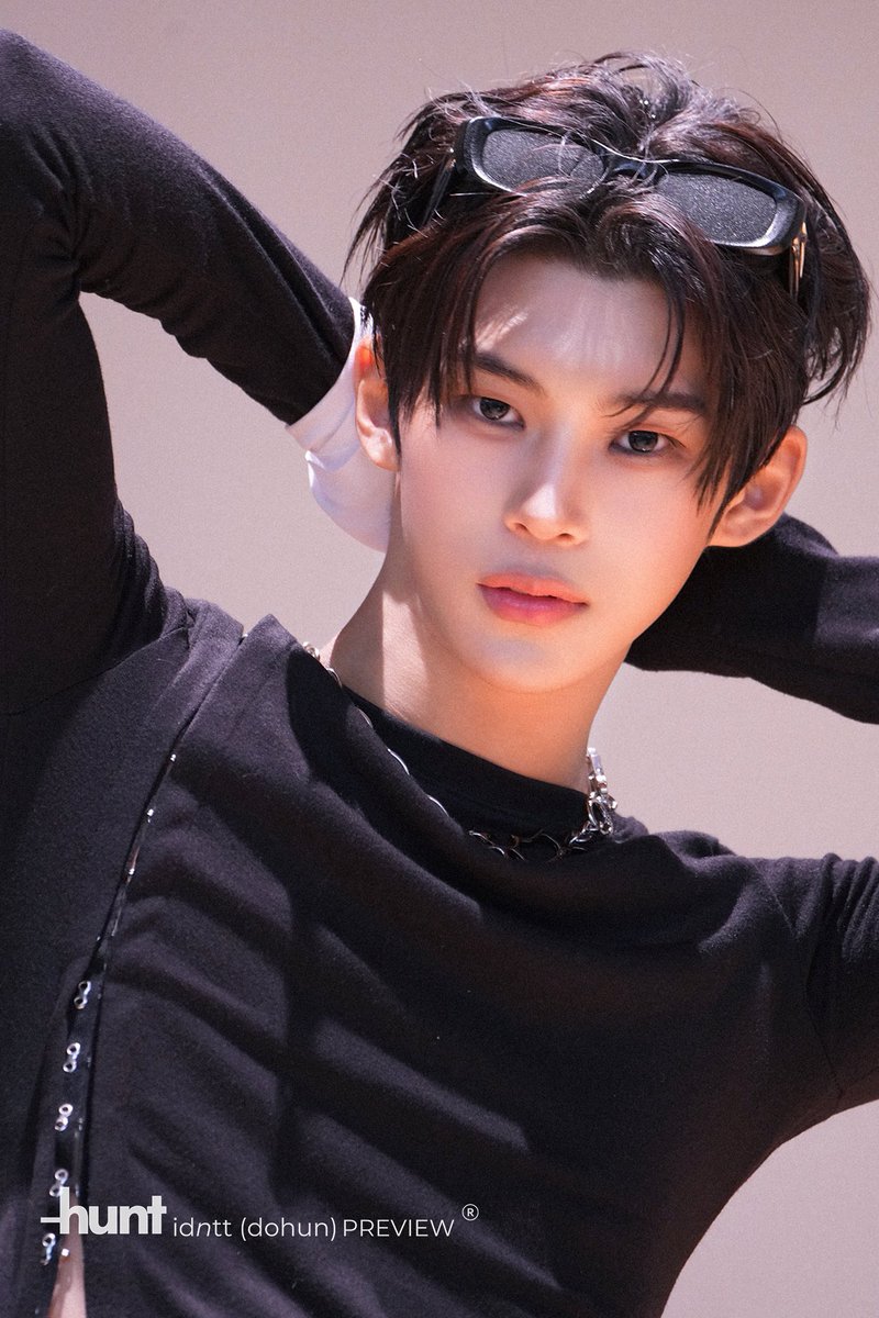 hunt_dohun's tweet photo. 260725

#김도훈 #kimdohun #아이덴티티 #idntt #アイデンティテ #ドフン #unevermet #yesweare #itsnotover https://t.co/NmNAOTEusM