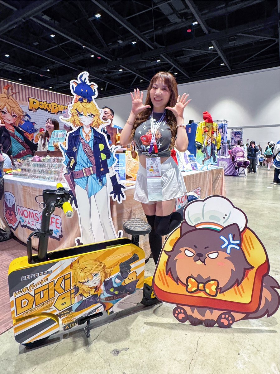 VividVision22's tweet photo. Halo! With MotoDoki at @nomscafeco booth π«Άπ» #dokispotted https://t.co/wFyzS0ZxKc