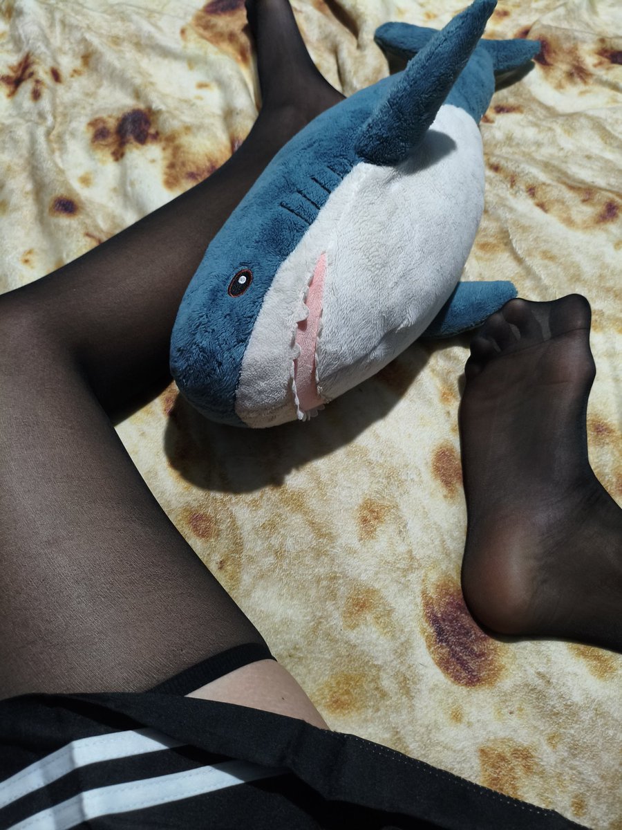 FemboyStarSix's tweet photo. #Feet ʚ♡ɞ #Femboy ʚ♡ɞ
               :3 "haiii" https://t.co/PXaZImxVeS