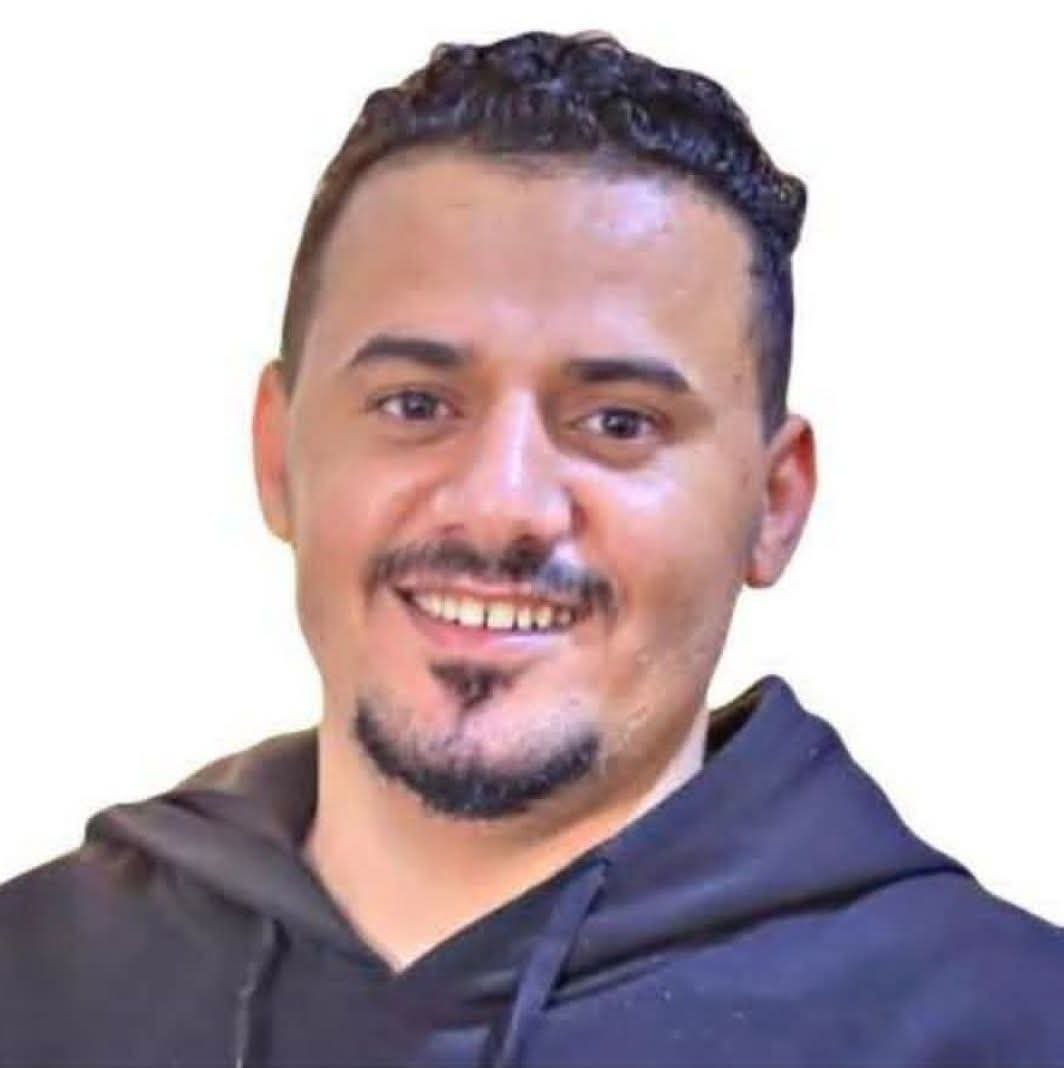 B7739949's tweet photo. اليوتيوب احمد الجيشي رفع احداثيات للصاروخي اليمنية ولتي تم استهدافها يوم امس وقال الجيشي ان هذه المواقع لا توجد حولها دفاعات جوية...
انما الدفاعات الجوية في اماكن اخرى وبذلك تم استهداف ما تم رفعه من احداثيات فيما لا تزال احداثيات تم ارسالها للصاروخية وسوف يتم غصفها https://t.co/UlZfODD0ca