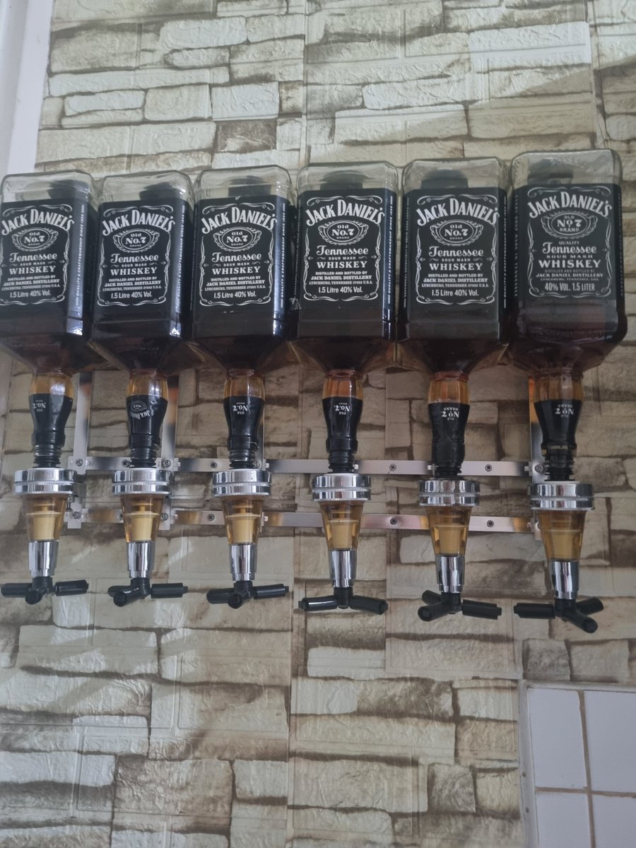 BobMonk180's tweet photo. @joish83 Quite one tonight for me home alone  🥃🥃🥃🥃 https://t.co/QAWKKMRFY5