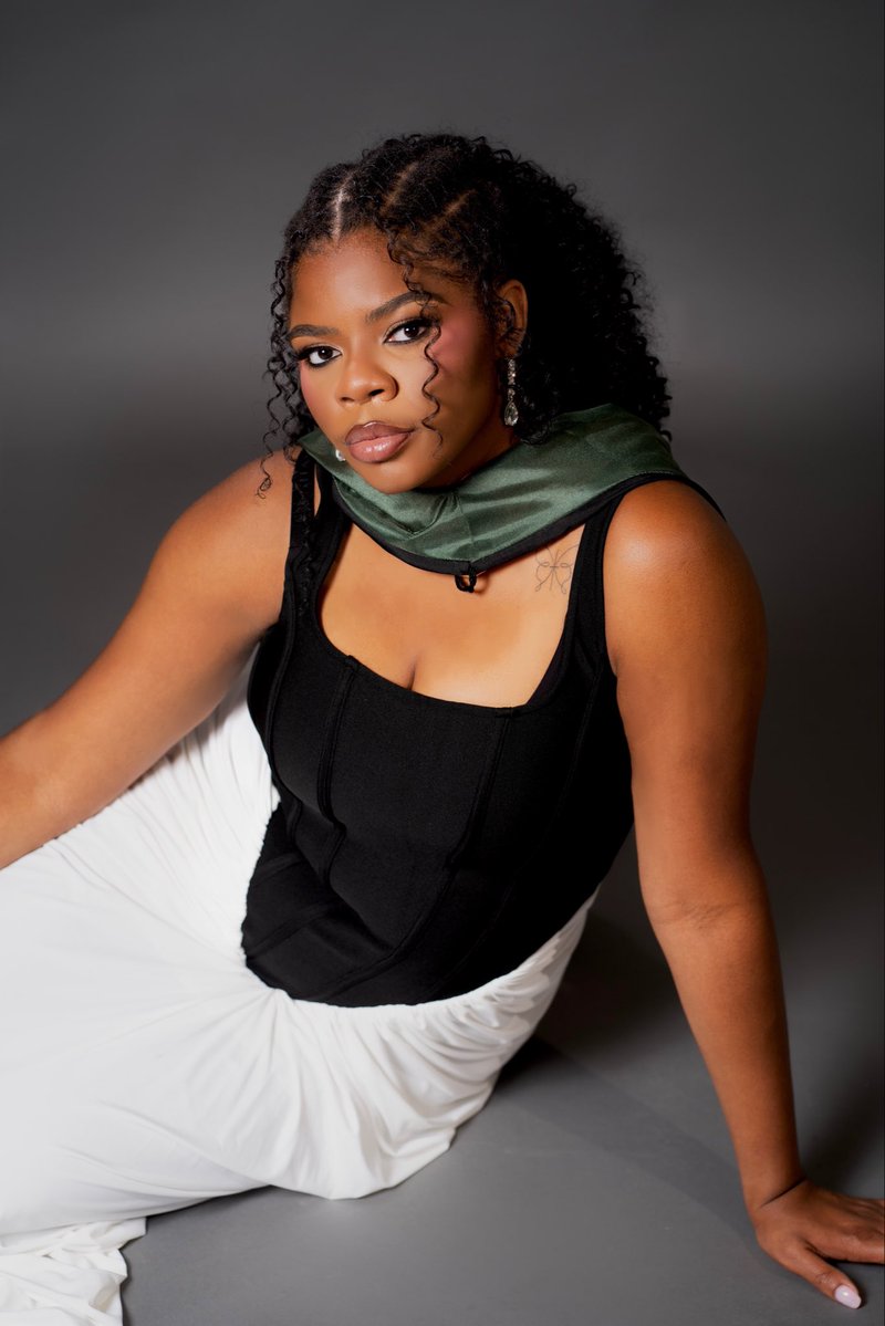 _shymoraa's tweet photo. Life Update 💋
💗5 Degrees by 26
💗Board Certified Nurse Practitioner by 27 
🫶🏾#grad https://t.co/TFcCRfynO6