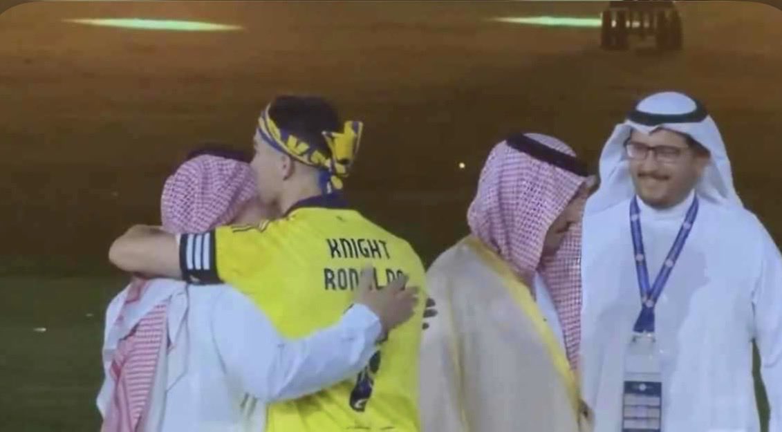 العميد 💛 tweet media