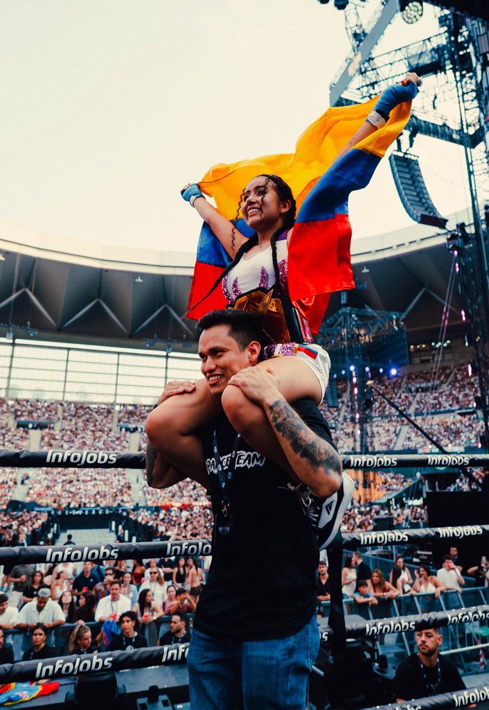 laparcec's tweet photo. GANAMOS COLOMBIAAAAAAAA https://t.co/R4Q4zUicvL