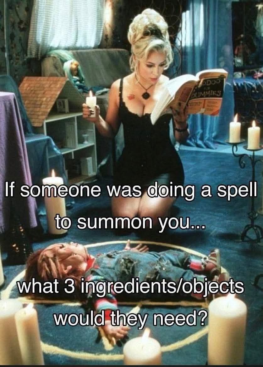 Chloe14930681's tweet photo. Weed, art supplies, crystals 🔮 😊 https://t.co/w4eSCqYV5n