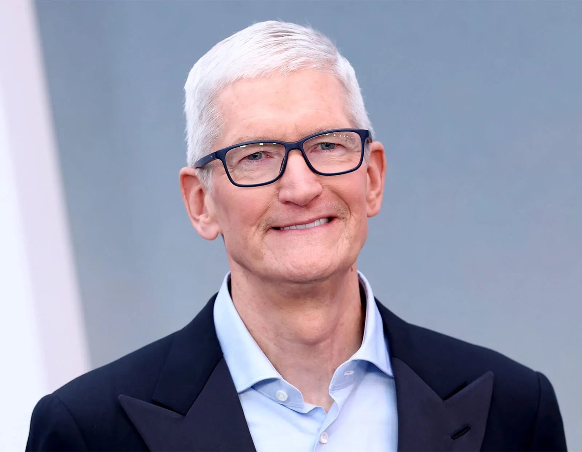 Megatron_ron's tweet photo. NEW: 🇺🇸🇨🇳 Apple wants to use Chinese memory chips to lower the prices of their products, Micron the only major U.S. memory chip maker, is lobbying against, per WSJ

Apple is lobbying the Trump administration to allow it to use memory chips from China's ChangXin Memory Technologies and Yangtze Memory Technologies in products sold outside the U.S., arguing the move would ease the global memory shortage and help lower costs, WSJ reports.

Micron, the only major U.S. memory chip maker, is lobbying against the plan, warning it could undermine the domestic semiconductor industry, even if the chips are only used in products sold abroad.