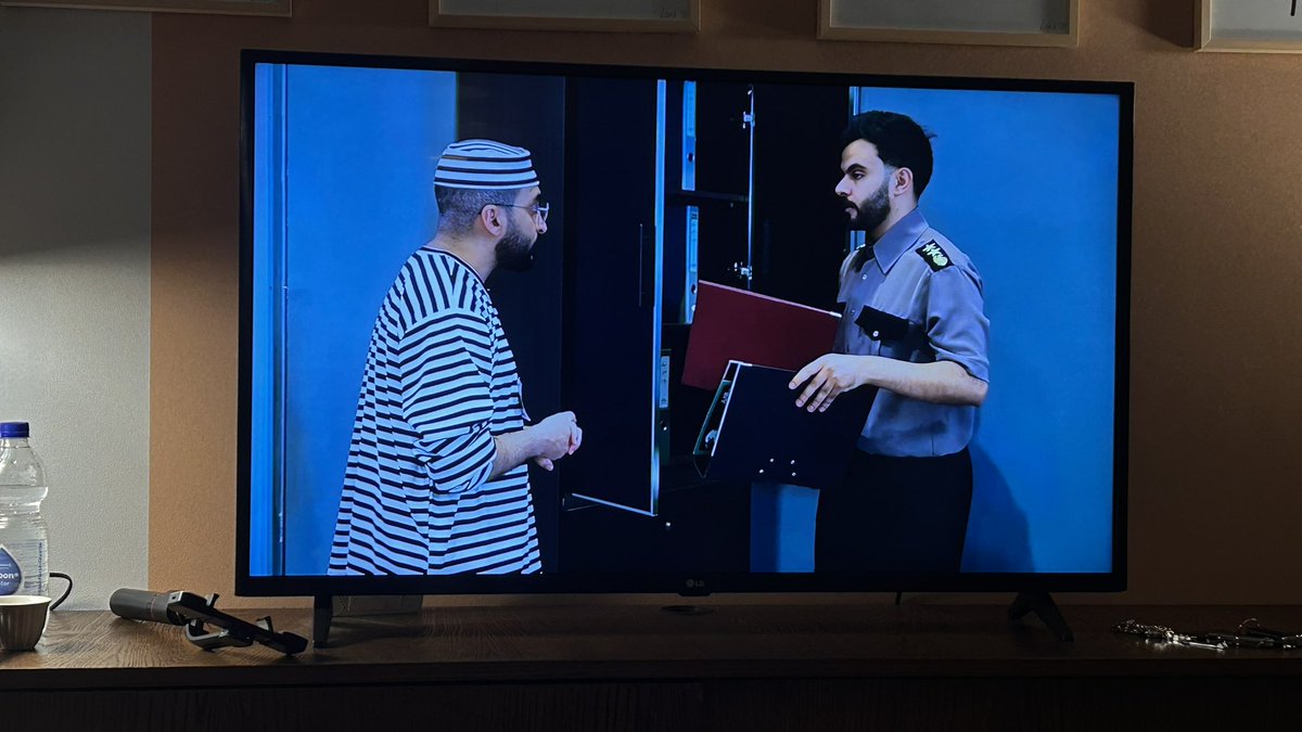 9yvril__'s tweet photo. نسيت ابارك فوز انديرس مبرووووووك وباقي المشوار طويل وبإذن الله قده

بس شفتوا هالصورة ؟ انا الآن في قمة سعادتي وروقاني والله العظيم وأفضل لحظاتي 💚 https://t.co/ntdVm8ks6Z