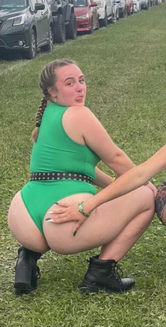 joey_zilla's tweet photo. Cuck wants his best friend posted for all the pervs to dump loads onto. Dm your cumtribs to me so I can show him what you think of her.
#whore #slut #cumdump #irl #submission #anal #cuck #cucked #humiliation #degrade https://t.co/saD3SWLCiS