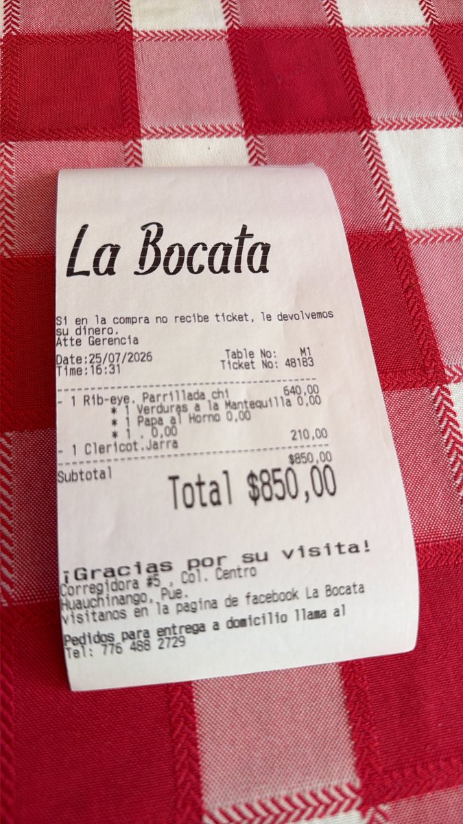 heguca's tweet photo. @Profeco en el restaurante la bocata en @HuauchiPMagico te quieren cobrar 5 % de comisión por pagar con tarjeta de crédito que acaso no es #ilegal ?  Los encuentran como la Bocata en Facebook! @huauchinangomx @huauchinangofm https://t.co/rYII5IrAE2