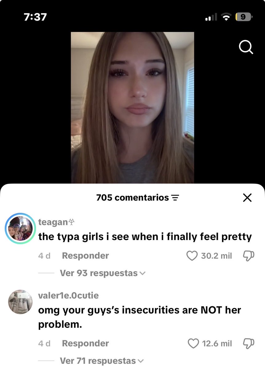 Iluzitx's tweet photo. No entiendo como el único pensamiento que tiene la gente cuando ve una chica linda en TikTok es comentarle diciendo pelotudeces como “ahora estoy insegura” problema tuyo bld https://t.co/UfdI1D8Lt9
