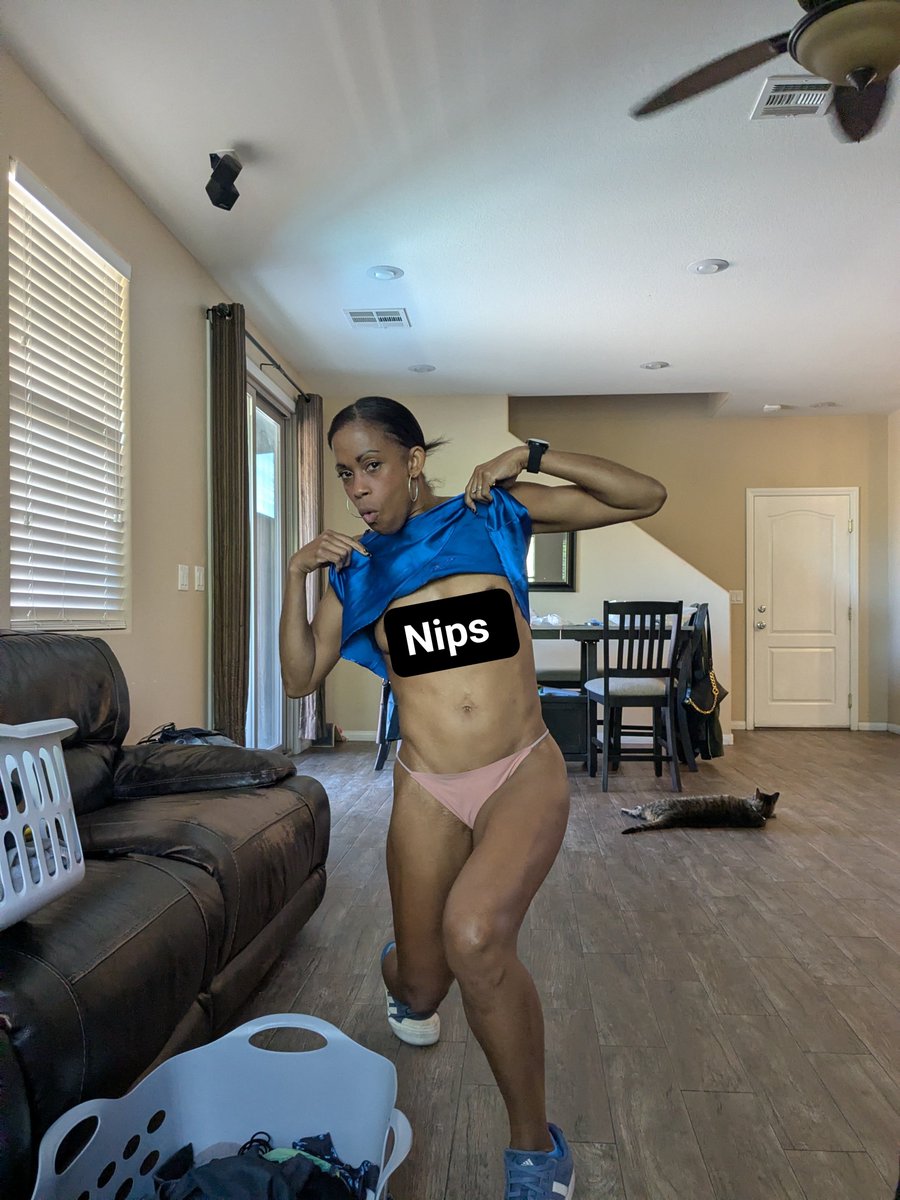 afterbrewsgal's tweet photo. Yes doing laundry.  #nips https://t.co/LyIa0ypFP7