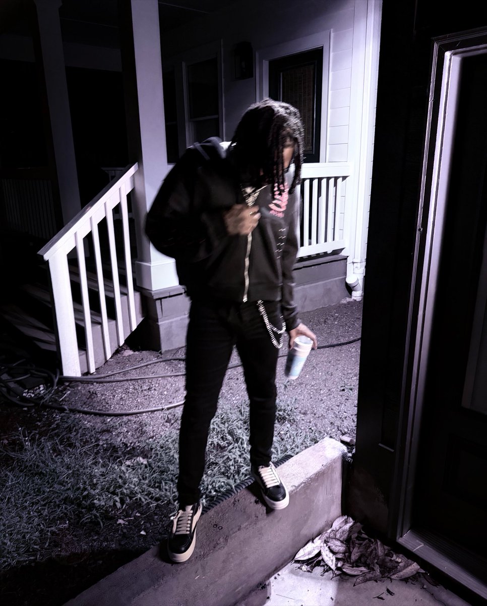 1ksoinsane's tweet photo. https://t.co/Cpa0jQwagU