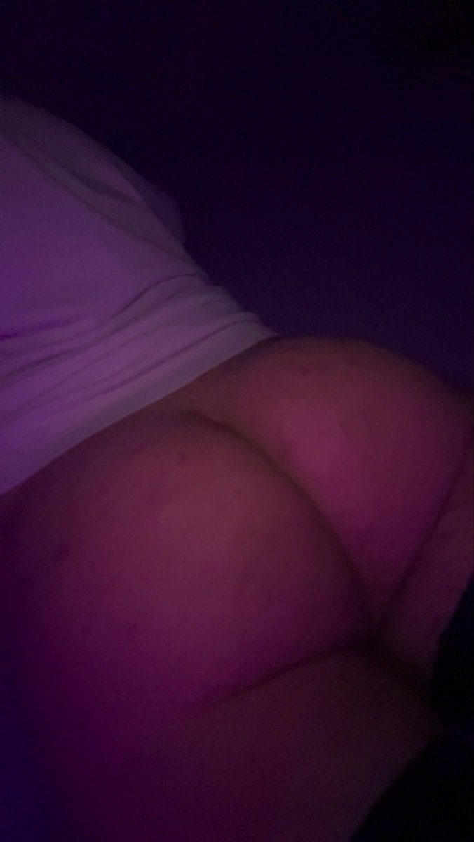 phatstephak's tweet photo. any sugar daddies??? #femboy https://t.co/zyNs9tbWWx