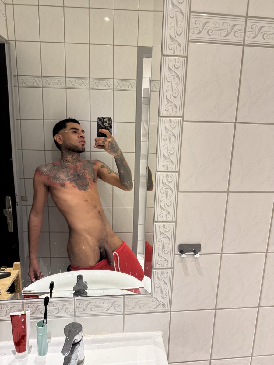 XXL_hell's tweet photo. Me pongo muy.
 Caliente cuando estoy solo🍆🍆🔥🔥 

🍆💦💦💦💦💦

https://t.co/wBskKvjilQ

https://t.co/wBskKvjilQ

https://t.co/wBskKvjilQ

https://t.co/wBskKvjilQ https://t.co/ZWFI1YcVIw