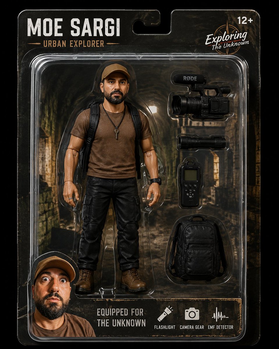 SummersPlace2's tweet photo. @moesargi The actual action figure turned out cool. https://t.co/RQ32ZArs4I
