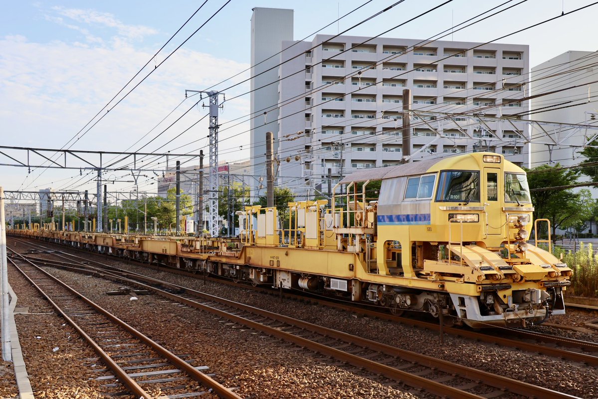 hideg1206's tweet photo. キヤ97系　R101編成

2026年7月26日（日）
サンライズを見送った数分後に上って行きました。 https://t.co/dk5aMFbo8P