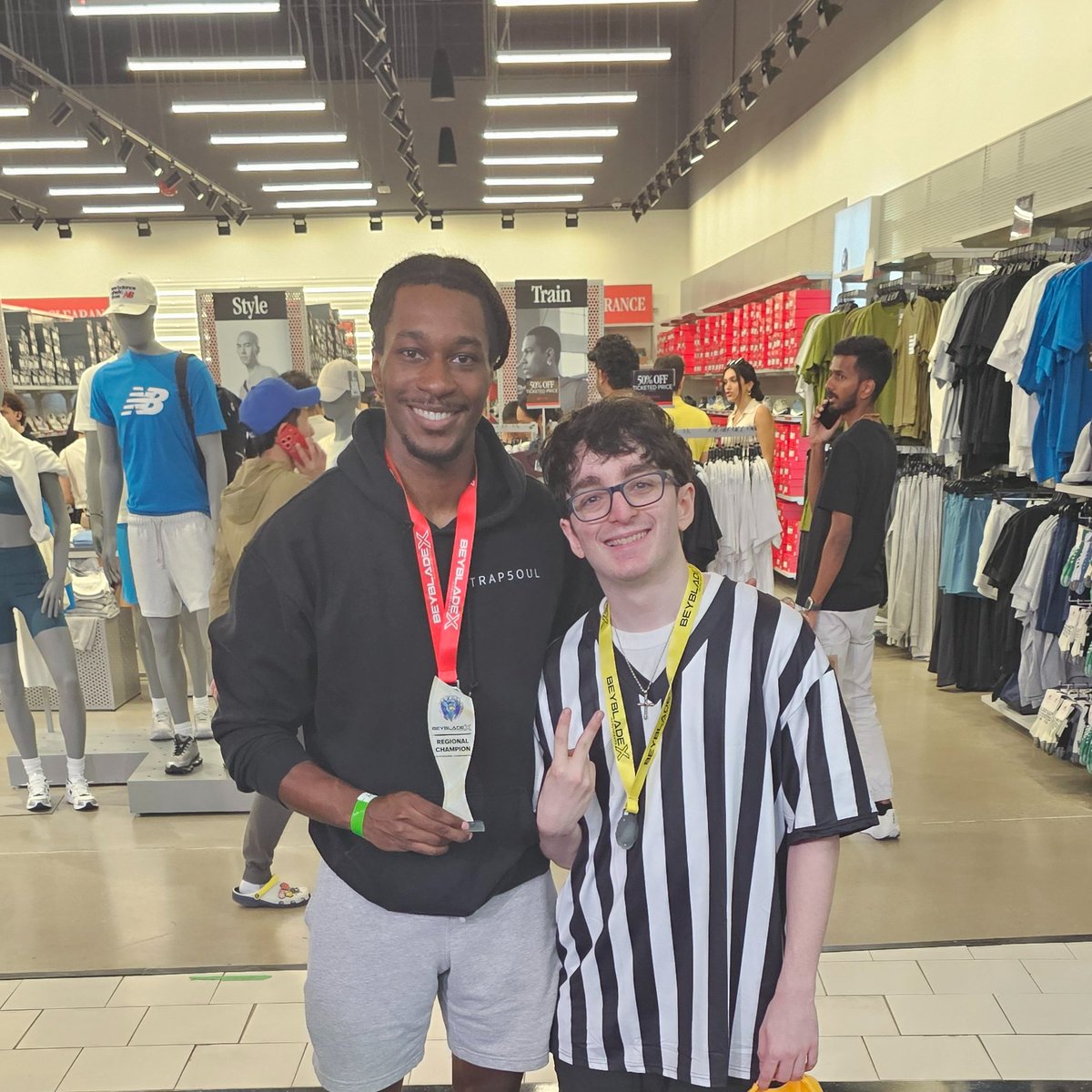 Zankye's tweet photo. Today Canada made history with the FIRST GP Adult Qualifier Hosted in Toronto!!!  

An incredible event, and I am thankful for the opportunity to be an official referee!! 

Thank you @x_beyblade for everything!!!!

All glory to Jesus Christ ✝️ https://t.co/rDnjnyCD06