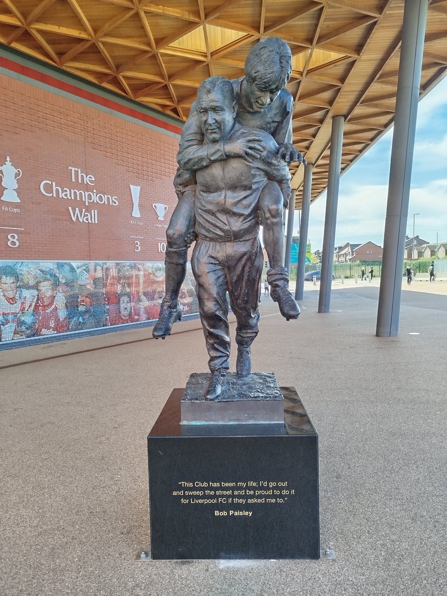 TheHound47's tweet photo. Hound's Log #006 🐾– Liverpool 

Every now and then you need a day away from work to recharge.  

Liverpool didn't disappoint. Great weather, great city and finally getting to see Anfield in person.  

Hopefully next time the Fox will be walking beside me. https://t.co/6wbuQ66cD9