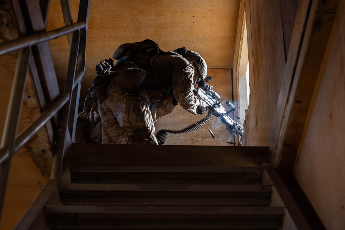 USMC's tweet photo. #Marines with the 2nd Marine Division take part in urban training at Range 200 during Service Level Training Exercise 4-26 @MCAGCC29Palms, California. 

SLTE 4-26 is a premier training event that ensures the Marine Corps remains a highly lethal, adaptable force capable of dominating the future multi-domain fight.

#SemperFidelis #USMC #Training #Military