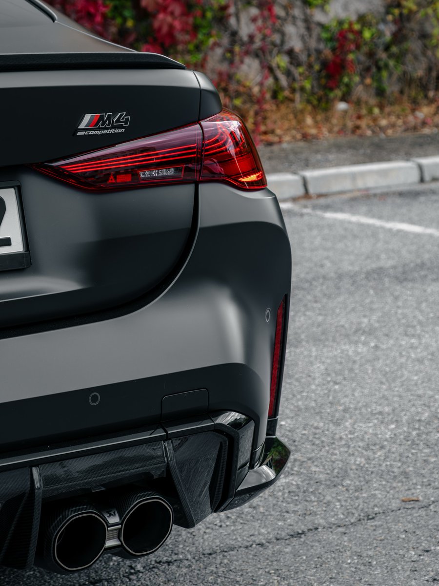 ManZonex's tweet photo. BMW M4 Competition https://t.co/E4CYnCaA0f