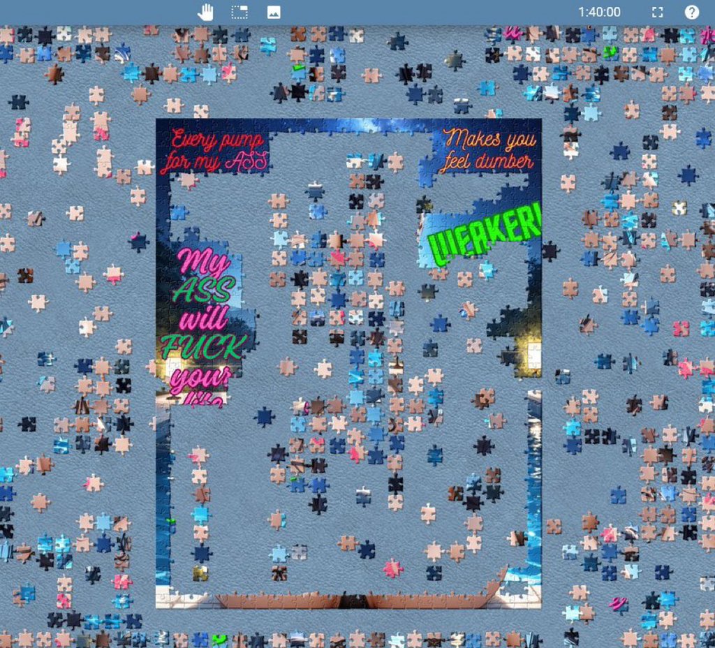 TempressEmily's tweet photo. After 1:40h with 2 people solving the puzzle they've figured out the caption and all the edges, now the main part is missing... ME and my perfect Ass! ���� https://t.co/PdHrzIs7rg