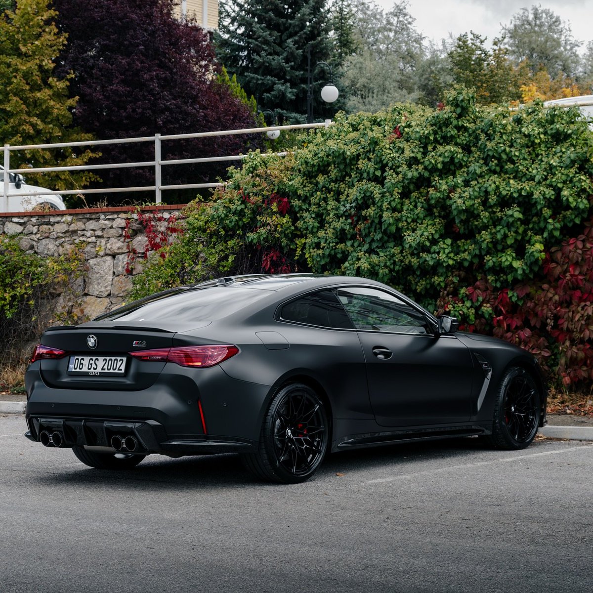ManZonex's tweet photo. BMW M4 Competition https://t.co/E4CYnCaA0f