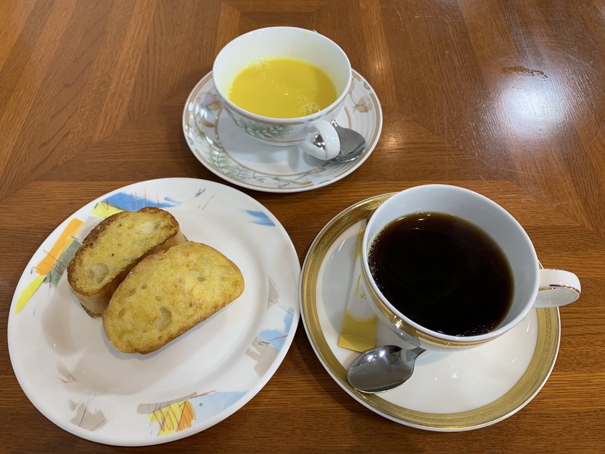 Arche_Archeion's tweet photo. 【アリカンテ】
🍽️モーニングビュッフェ

『倉敷国際ホテル』さんの朝食会場にて和洋中フルーツやデザートも取り揃えられたビュッフェをいただいてまいりました。バランスよく取りつつ、豆乳かぼちゃスープや豆乳フレンチトーストでコーヒーまでいただいちゃう！
お魚が特に美味しかった！ https://t.co/bKuL6Xbm4w