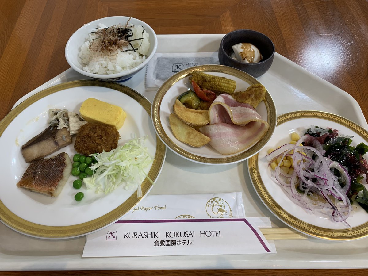 Arche_Archeion's tweet photo. 【アリカンテ】
🍽️モーニングビュッフェ

『倉敷国際ホテル』さんの朝食会場にて和洋中フルーツやデザートも取り揃えられたビュッフェをいただいてまいりました。バランスよく取りつつ、豆乳かぼちゃスープや豆乳フレンチトーストでコーヒーまでいただいちゃう！
お魚が特に美味しかった！ https://t.co/bKuL6Xbm4w