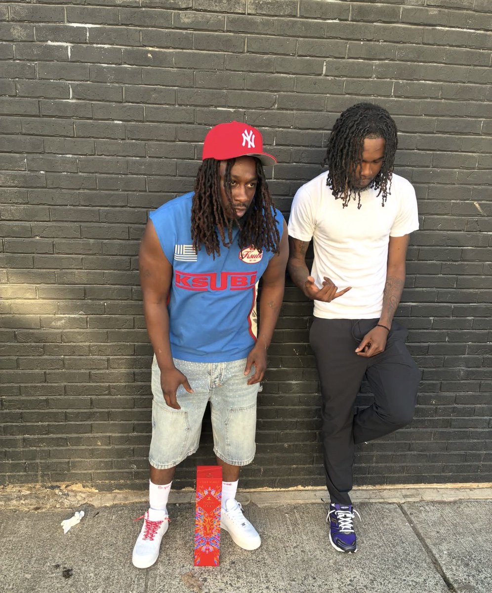 Staccaveli's tweet photo. Bumping Teeski screaming out Free Teeski 🫟 #FreeBT https://t.co/7p6rpACOoQ