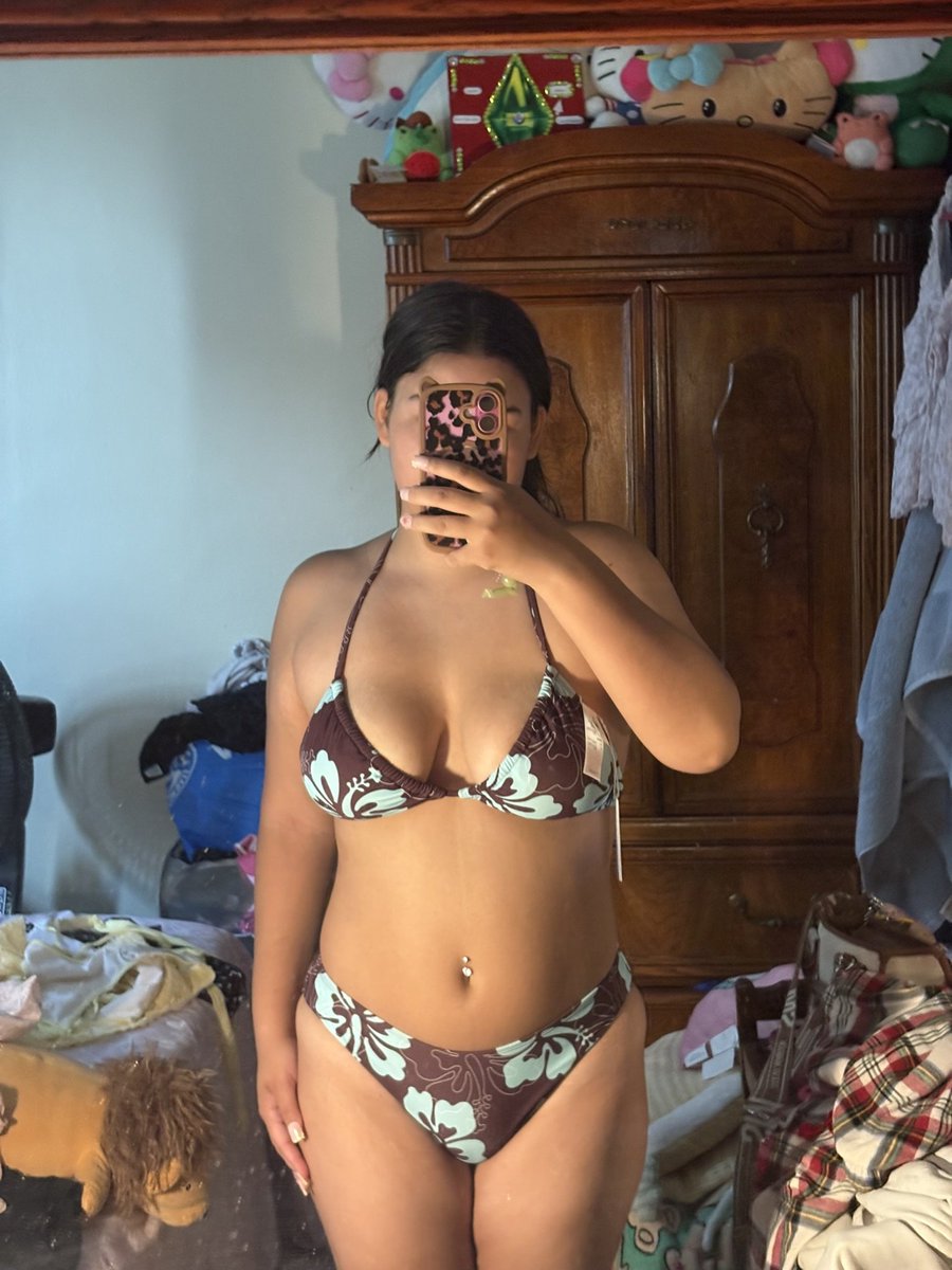 Teenl0vr's tweet photo. Submission  giovanna

#submission #gf #cuck #cuckold #teen #expose #slut #bop #irl #irlsubmission https://t.co/sJYFXPfZ7w