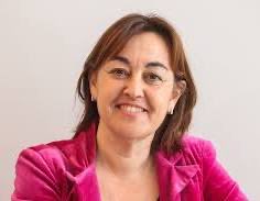 PujolComa's tweet photo. Quan no és una consellera, és una altra. El govern Illa abonat al desastre permanent;
La Mònica Martínez, cessada -que no dimitida- per l’esperpentica gestió de la crisi de la DGAIA; 
L’Ester Niubó, fent història amb el fiasco de l’informe PISA i amb tot l’ensenyament en peu de guerra;
L’Olga Pané, incapaç ni de reunir-se amb els metges ni d’aturar l’escàndol de l’Institut de Recerca contra la Leucèmia Josep Carreras; 
i la Sílvia Paneque, que aviat també cessara per optar a ser la candidata del PSC a les municipals de Girona, sense haver resolt encara ni la crisi de rodalies ni saber que fer amb l’habitatge.
#SalvemCatalunya
@CatalunyaAC