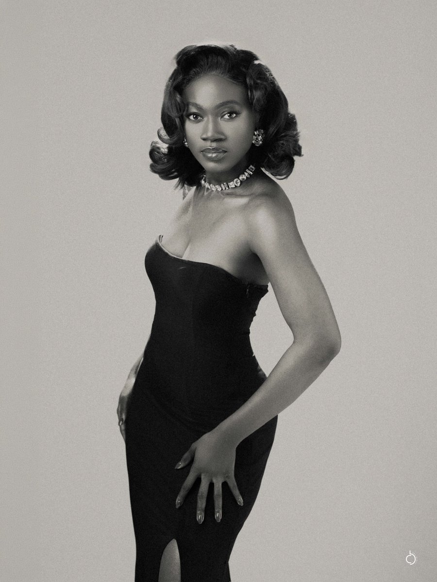 bracarll's tweet photo. Photographed these Iconic black &amp; white portraits for Abayaa’s birthday 🖤 https://t.co/KXLc2MjIGT