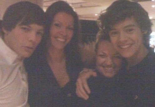 angelfromeroda's tweet photo. the day #they told their moms.... https://t.co/wn7Q01V0Ns