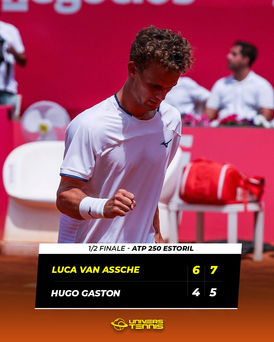 UniversTennis's tweet photo. PREMIÈRE FINALE POUR VAN ASSCHE 🔥🇫🇷

Luca Van Assche remporte le duel français contre Hugo Gaston et se qualifie en finale du tournoi ATP 250 d’Estoril.

Le joueur de 22 ans grimpe provisoirement à la 65e place et jouera pour son premier titre sur le circuit principal. 🏆