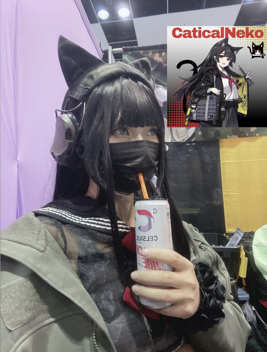 chopstickschan's tweet photo. do you think I could pass as cat girl https://t.co/av3jSdzSDV