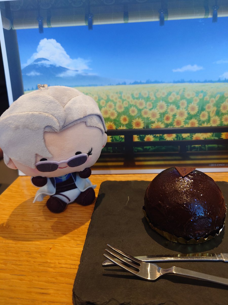 sakuya_102710's tweet photo. 昨日お友達と刀剣乱舞カフェに行って
自引き出来た😄一年に数回あるかないかなので嬉しい
清光と安定が連れて来てくれたのか
お友達のお連れんまちょもさんがめちゃくちゃ可愛いのでお写真のモデルして頂きました https://t.co/KDc8Cy38oK