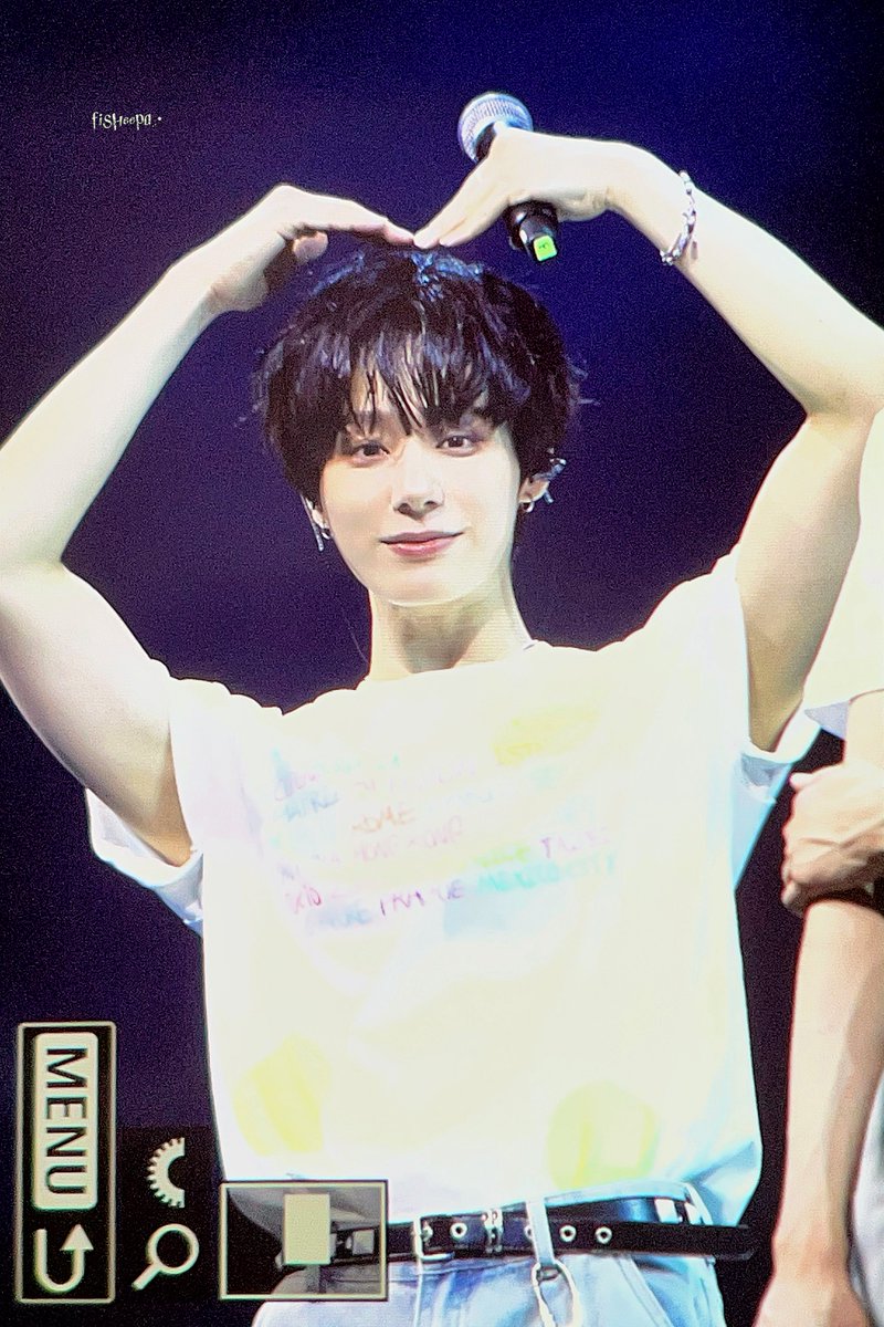 fisheepa_'s tweet photo. 260725 홍콩 팬콘

웰컴 투 홍콩🫶🏻🩵

#원어스 #ONEUS #환웅 #HWANWOONG https://t.co/cXGjCGOB7A