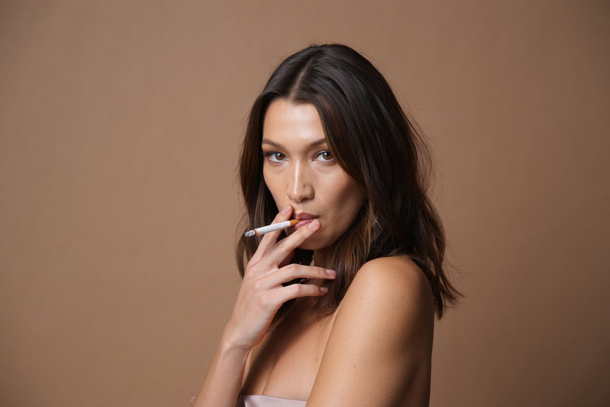 qrsmoking's tweet photo. Inhale

Bella Hadid

#smokingfetish #smoking #ai https://t.co/BVG73aAwEh