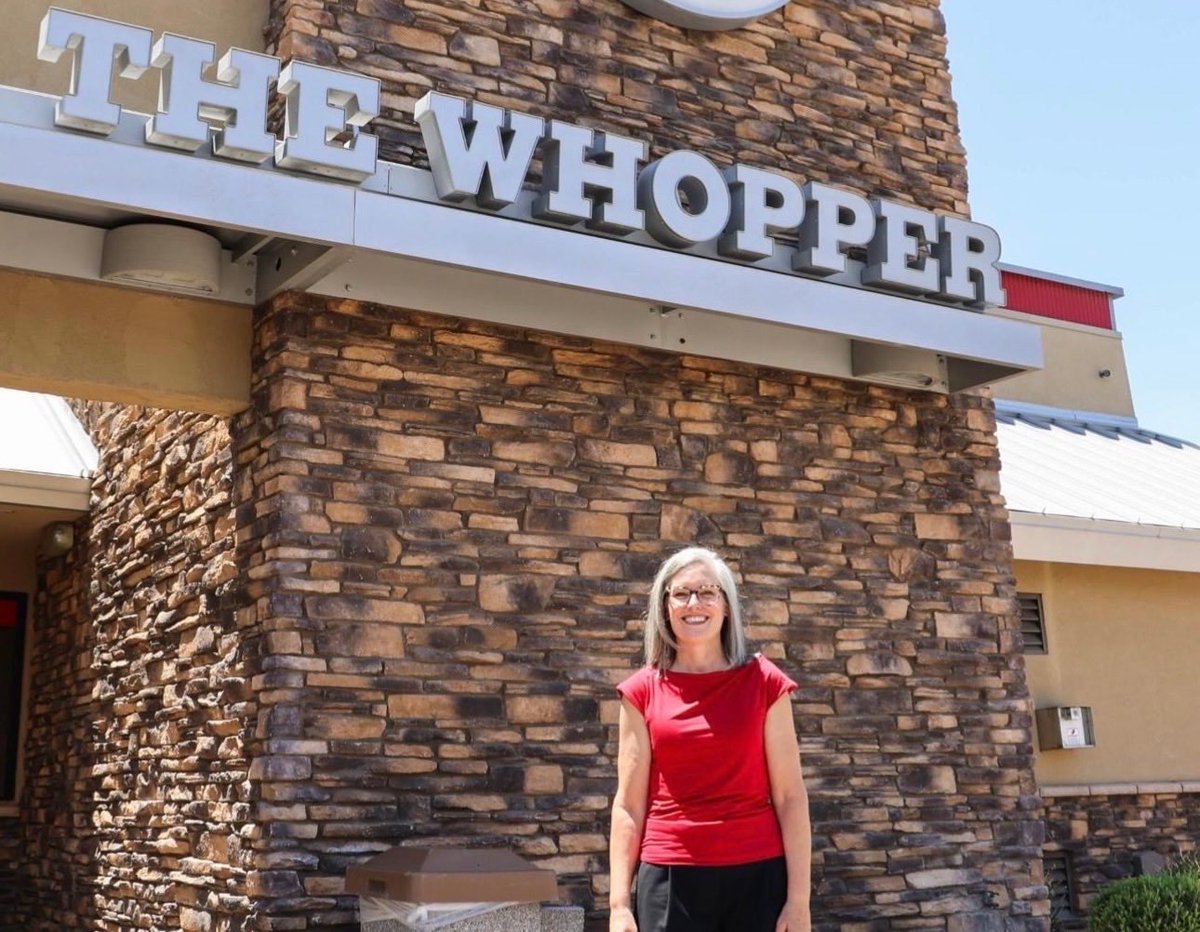 jeffreym_nelson's tweet photo. "I, um made like um no tax on tips, that totally wasn't the president." #AZGOV https://t.co/uBLIBkAVas