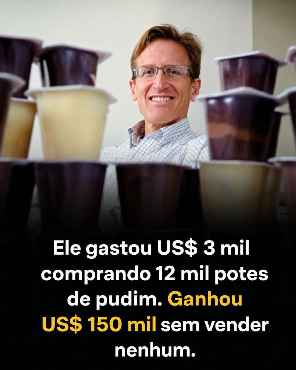 blognaointendo's tweet photo. Em 1999, um engenheiro da Universidade da Califórnia chamado David Phillips entrou em supermercados e começou a comprar todos os potes de pudim de chocolate que encontrava.

No fim da maratona, ele havia levado 12.150 unidades.

Para quem assistia à cena, aquilo parecia completamente irracional. Mas David havia encontrado uma oportunidade que quase ninguém percebeu.

A marca Healthy Choice estava promovendo uma campanha que oferecia 500 milhas da American Airlines para cada conjunto de 10 códigos de barras enviados pelos consumidores.

Durante o primeiro mês, porém, havia um detalhe importante: a recompensa era dobrada para 1.000 milhas.

Depois de analisar todos os produtos participantes, David descobriu que o mais barato era justamente um pote de pudim que custava apenas US$ 0,25.

Ele gastou pouco mais de US$ 3.000 comprando praticamente todo o estoque disponível na região.

Mas surgiu um problema: o que fazer com mais de 12 mil potes de pudim?

A solução foi doar todos os produtos ao Exército da Salvação. Antes da entrega, voluntários ajudaram a retirar os 12.150 códigos de barras que seriam enviados para a promoção.

A Healthy Choice analisou o caso e concluiu que David não havia descumprido nenhuma regra. A empresa aceitou todos os códigos enviados.

No fim, aqueles US$ 3.000 em pudim renderam cerca de 1,25 milhão de milhas da American Airlines, avaliadas na época em aproximadamente US$ 150 mil.

A história ficou conhecida como um dos exemplos mais famosos de "travel hacking": encontrar ineficiências em programas de fidelidade e aproveitar regras que existem, mas que quase ninguém percebe.

Nos negócios, muitas vezes a maior oportunidade não está em criar algo novo, mas em enxergar melhor as regras do jogo do que todo mundo.