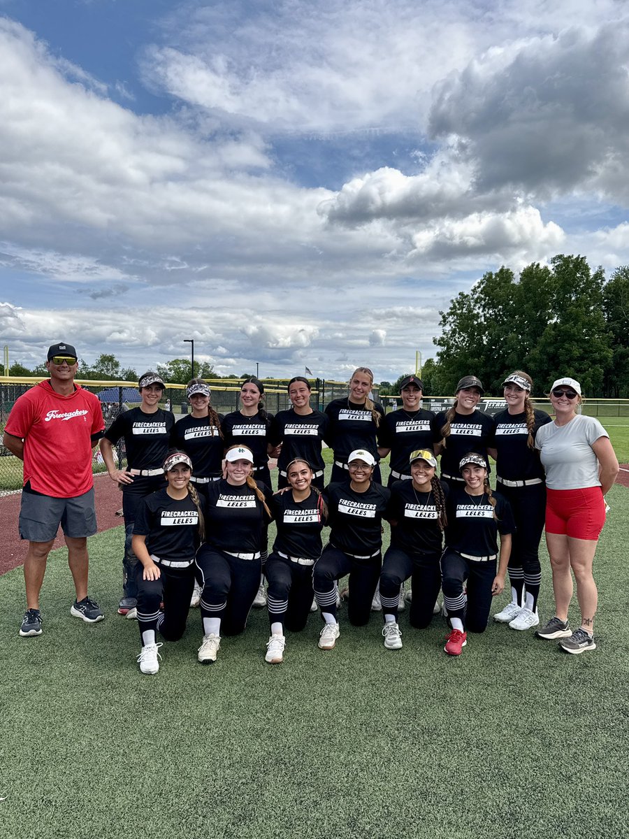 DarcyMMillerrr's tweet photo. One last travel ball tournament. 🧨 Grateful to incredible teammates, coaches, families and my parents for every lesson, every road trip, and every memory. 

Finished the AFCS batting .526 with a 3-run HR, 2 doubles, and 6 RBIs.

Next chapter: @mitsoftball! 🦫🥎

@coach_trotman @FCLelesVeasey @ExtraInningSB @LineDsoftball