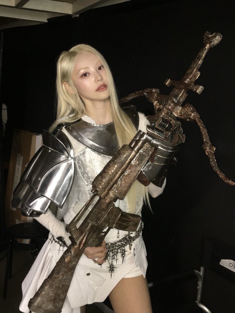 JSL00KS's tweet photo. OH MY GOD……. https://t.co/Q8I1XKcenX