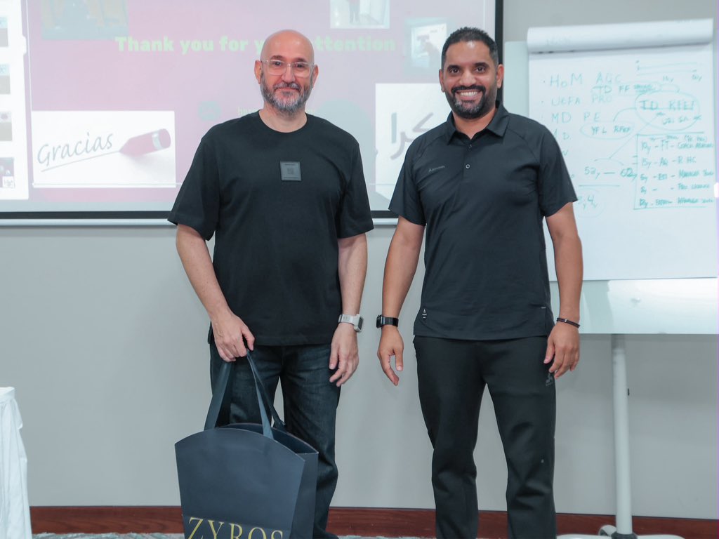alahsacoaches's tweet photo. 📸 ختام ورشة عمل متطلبات مدربي المستقبل في السعودية والتي قدمها السيد خوسية بارغاس رئيس قسم التطوير الفني في نادي القادسية بمشاركة ٢٥ مدرب ومدربة .. https://t.co/NiAIGgTaZS