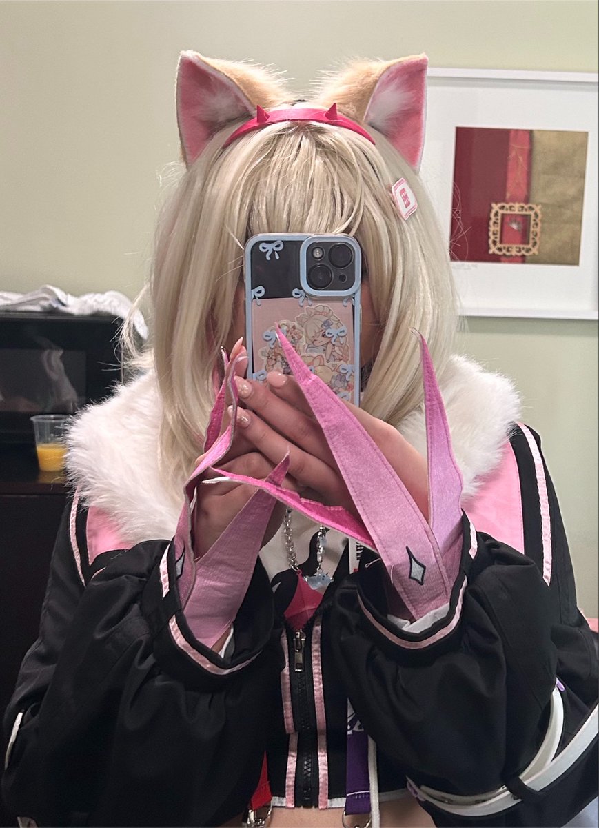 momo ⭐🐇 @ OFFKAI tweet media