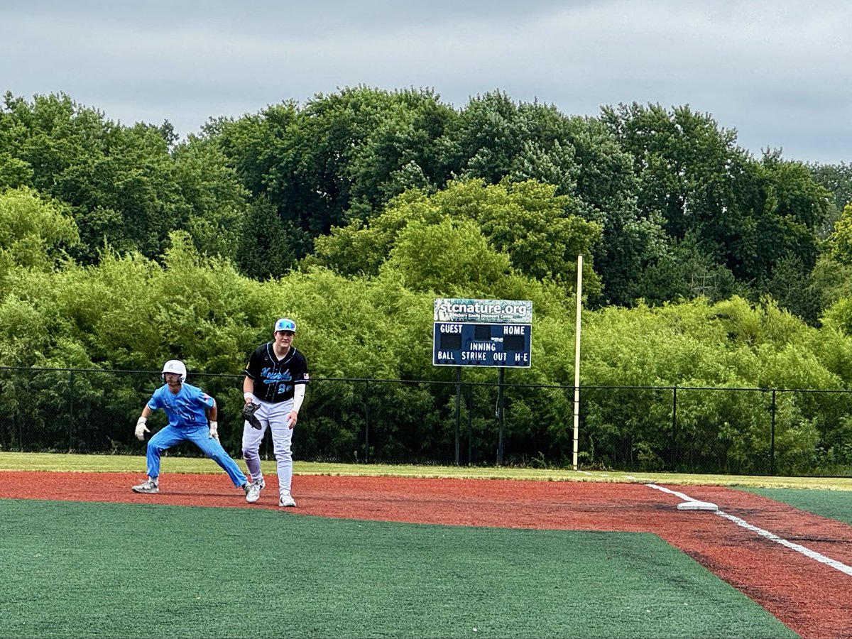 jasonkoziol2028's tweet photo. Feels good to be back!!! Still healing, but got the ok to be back on the diamond playing with restrictions. First game didn’t go in our favor, but being able to play again was amazing! https://t.co/aUIICAZXWc
