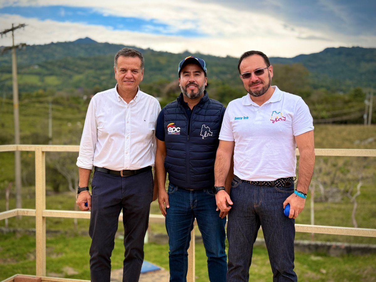 SBVerdeCund's tweet photo. 💧🌿 Participamos en la 3.ª Asamblea del Agua en #Arbeláez, un espacio que reunió a los acueductos rurales y urbanos para fortalecer la gestión del recurso hídrico y promover el trabajo articulado en favor del territorio. 🤝 https://t.co/jygY7AP9VF