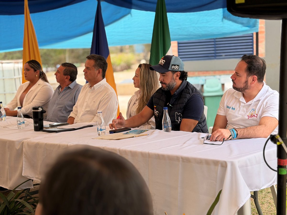 SBVerdeCund's tweet photo. 💧🌿 Participamos en la 3.ª Asamblea del Agua en #Arbeláez, un espacio que reunió a los acueductos rurales y urbanos para fortalecer la gestión del recurso hídrico y promover el trabajo articulado en favor del territorio. 🤝 https://t.co/jygY7AP9VF