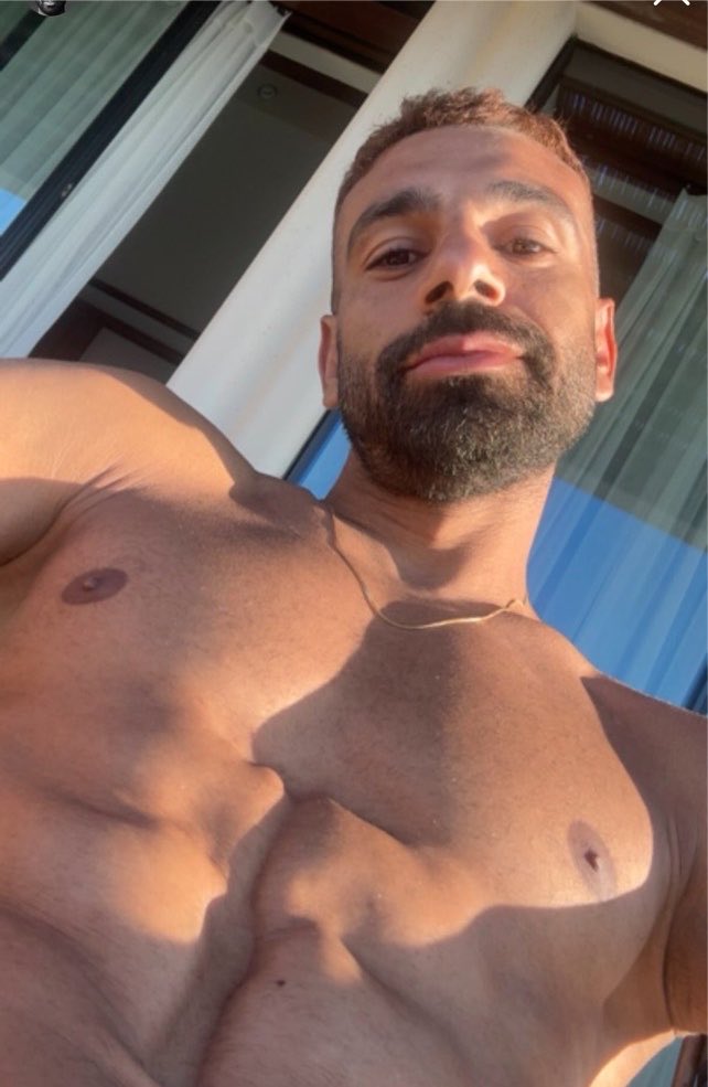 PopTingz's tweet photo. Mo Salah shares new photos enjoying summer. https://t.co/bybrSOstis