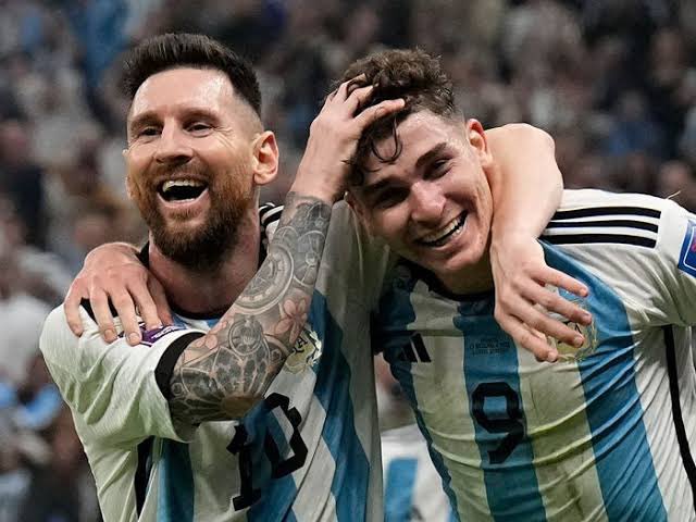 liamdahgoat's tweet photo. 🎙️🚨JULIÁN ÁLVAREZ REVEALS HOW THE ARGENTINA SQUAD TREATS LIONEL MESSI:

People think we protect Messi because of everything he's achieved. But that's not why.
We protect him because he's spent his whole career giving everything for Argentina.

Once you share a dressing room with him, you quickly realise he's never asked to be treated any differently,In fact, he's always the first to have a laugh,the first to celebrate with his teammates, and the last to make it all about himself.

That's why everyone naturally wants to protect him,When Messi loses the ball, nobody's first thought is,'Why did Leo lose it?' We just think, 'Win it back for Leo.'That's the mentality of this team. We know one touch.

One pass. One moment. That's all it takes for him to change a game,So if we have to run another five or ten metres to make that happen,we'll do it every single time. No questions asked.

To us, Messi isn't just our captain. He's the heartbeat of Argentina,Sharing a shirt with the greatest footballer of all time isn't pressure.
It's a privilege we'll be talking about for the rest of our lives